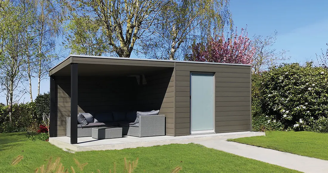 box-wpc-onderhoudsvriendelijk-tuinhuis-met-overkapping-exterior-living-fabrikant-tuinhuizen